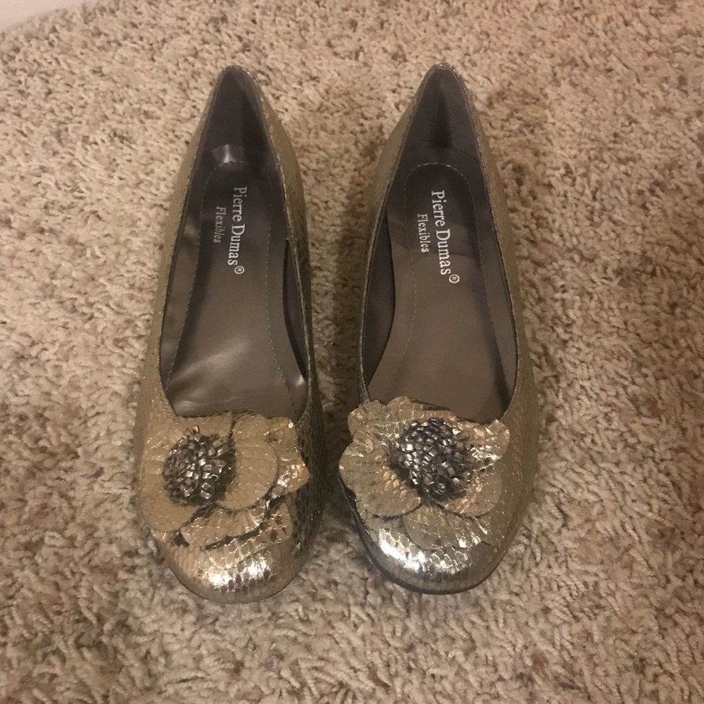 Pierre Dumas flats